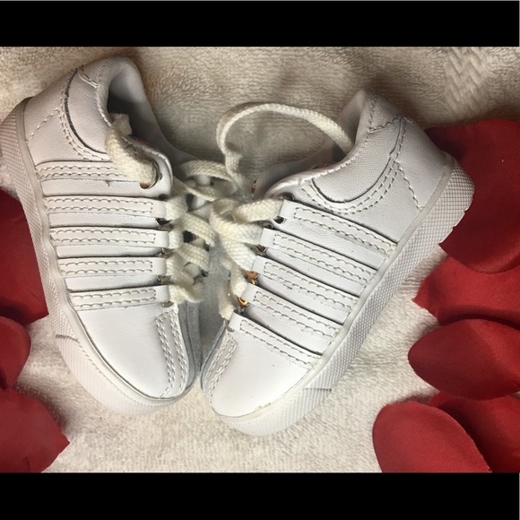 SOLD-Kids K•Swiss Sneakers - Picture 3 of 4